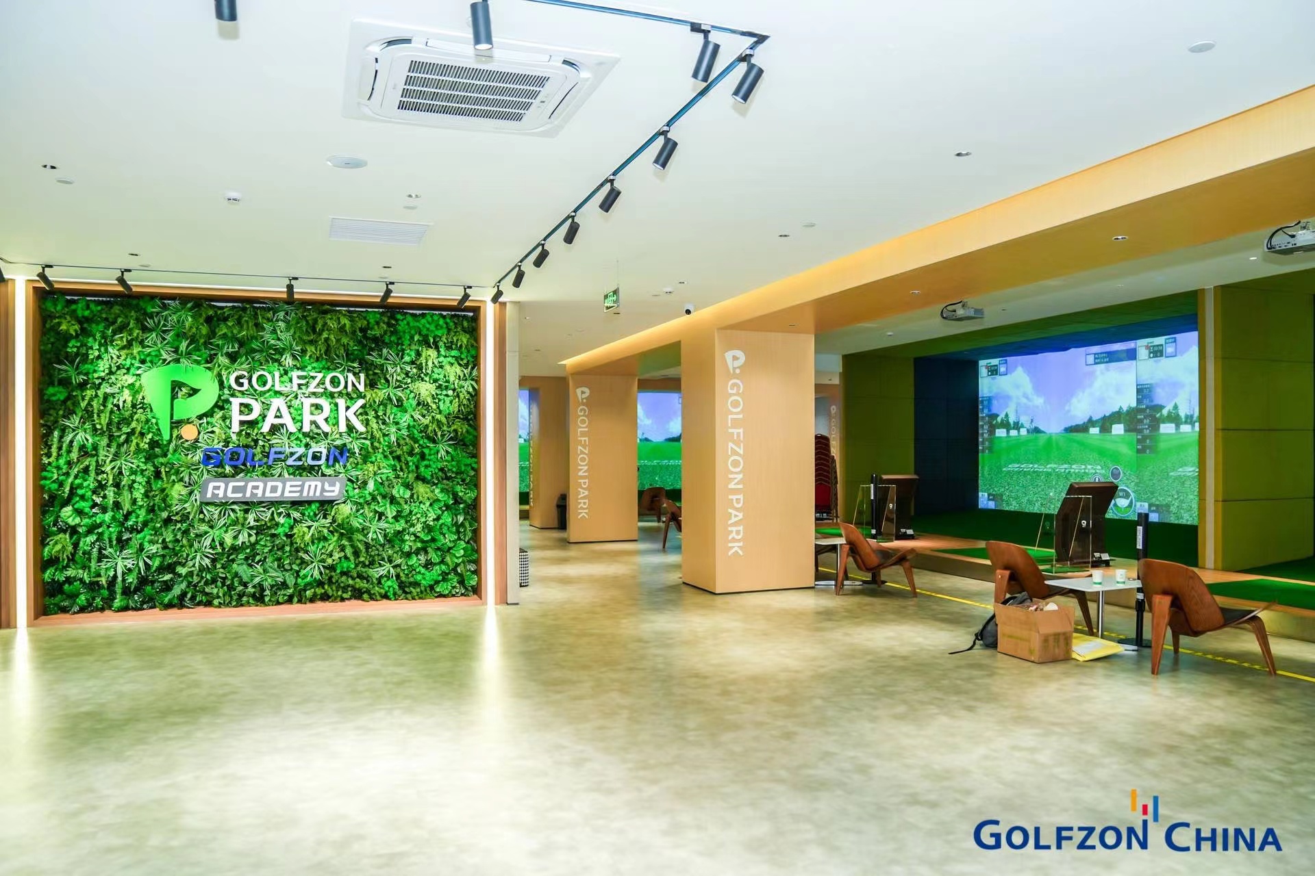 共創(chuàng)新天地 | GOLFZON PARK深圳旗艦店全新升級亮相